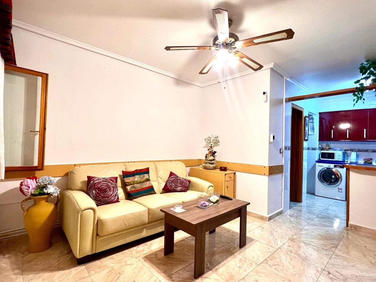 3 Bed, 2 Bath, ApartmentFor Sale, Torrevieja, Alicante