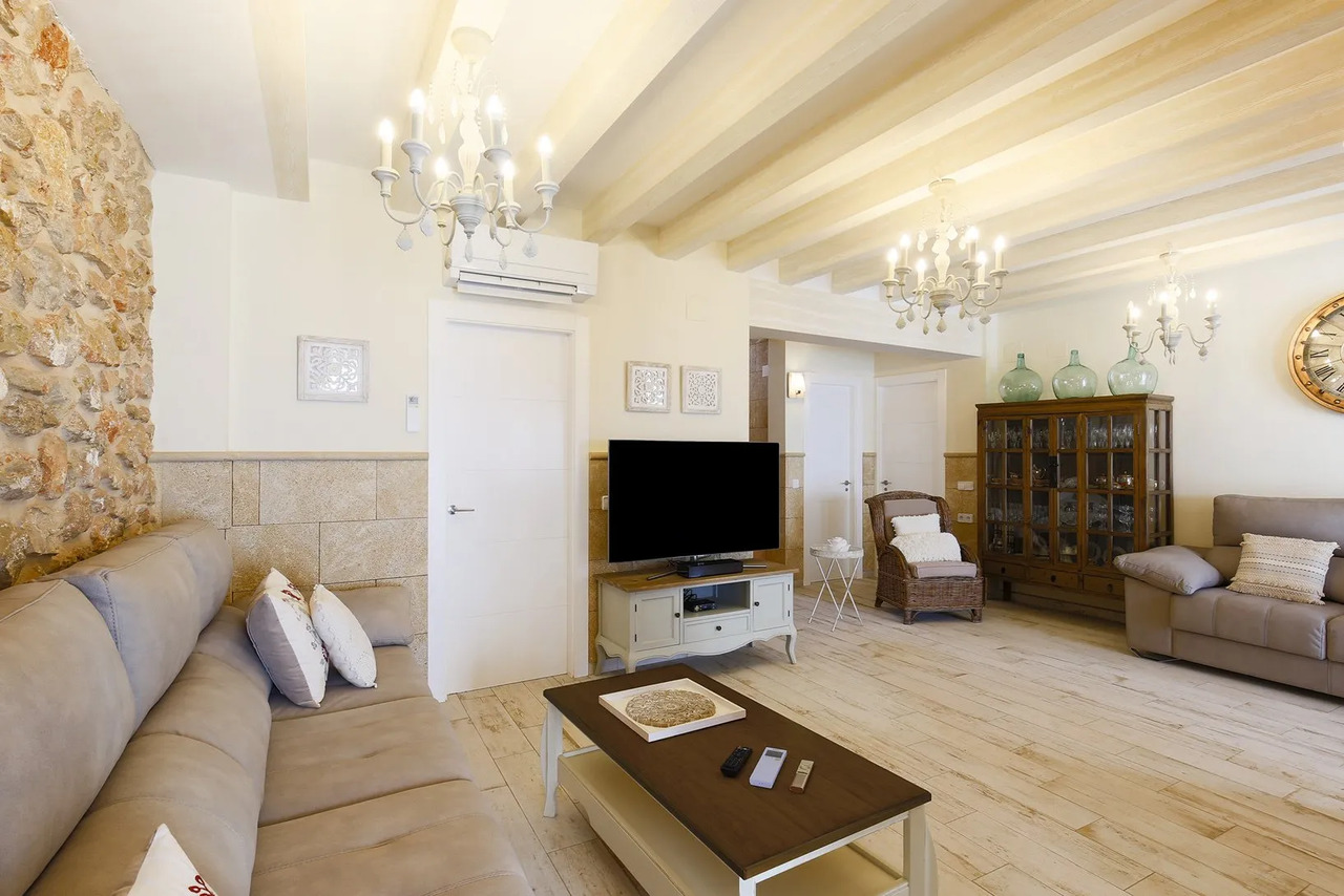 10 Bed, 10 Bath, HouseFor Sale, Jalon, Alicante