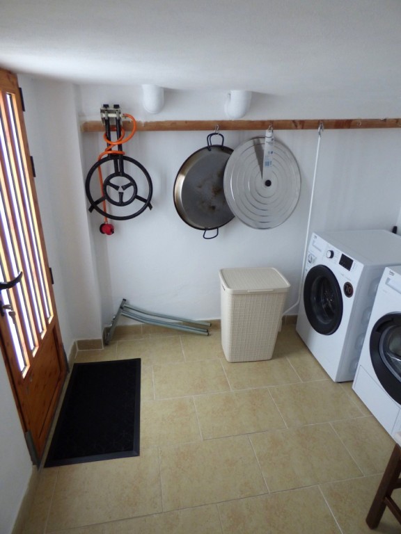 4 Bed, 2 Bath, HouseFor Sale, Orxeta, Alicante