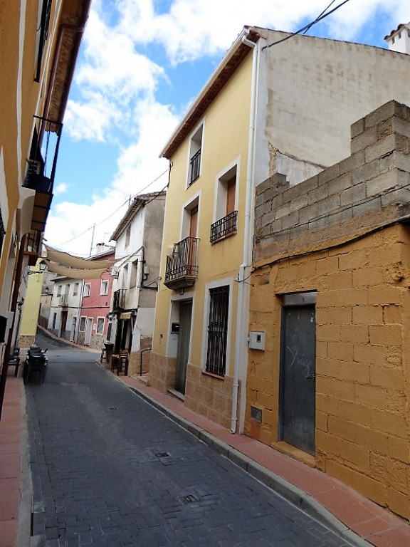 4 Bed, 2 Bath, HouseFor Sale, Orxeta, Alicante