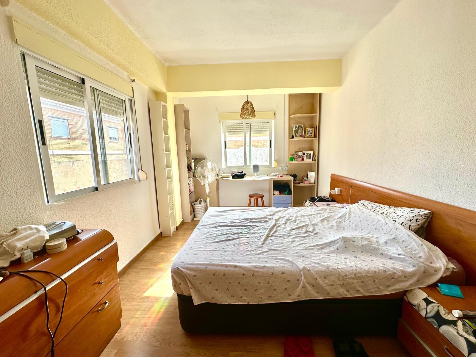 3 Bed, 1 Bath, ApartmentFor Sale, Torrevieja, Alicante 3 Bed, 1 Bath, ApartmentFor Sale, Torrevieja, Alicante