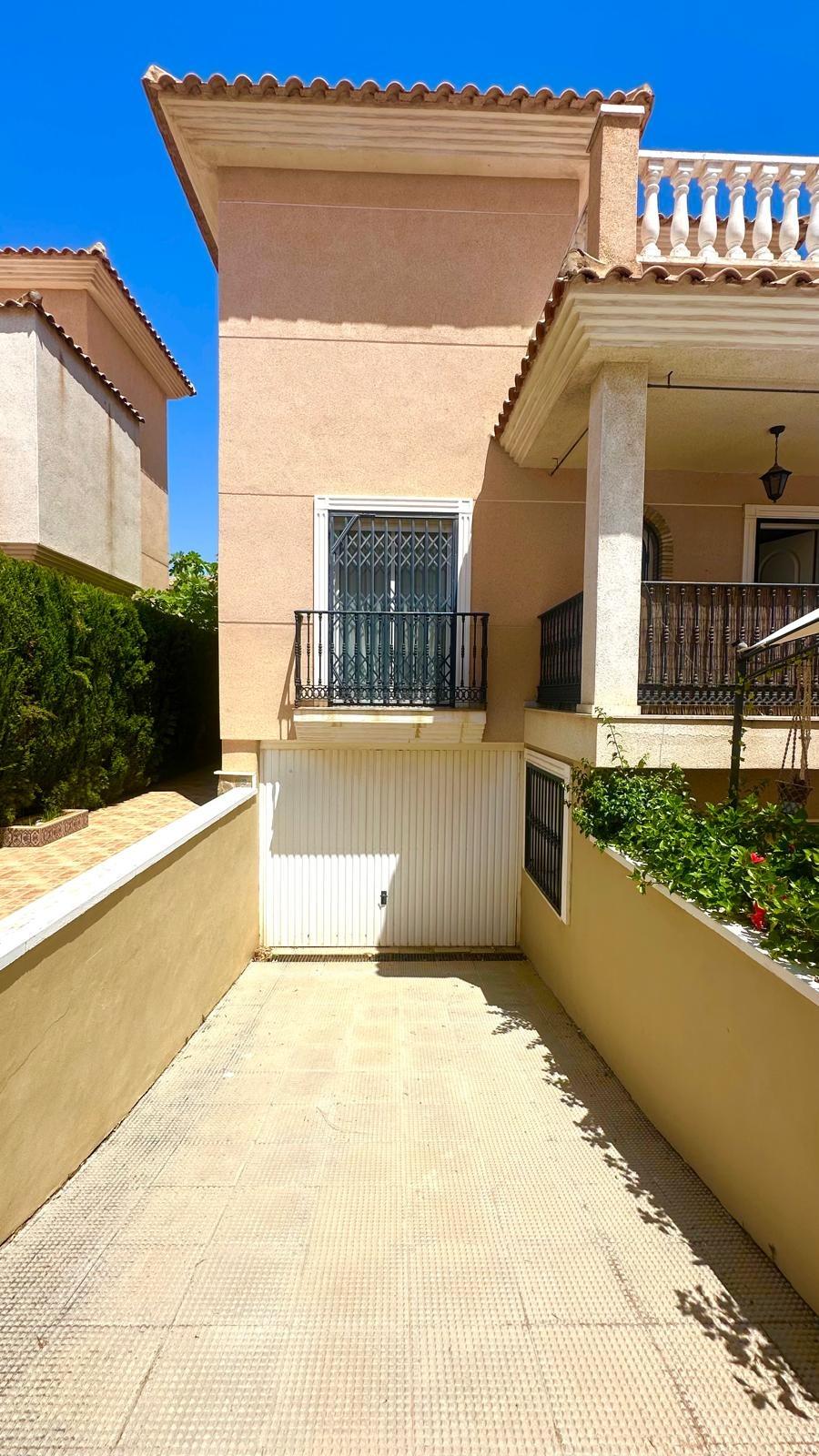 3 Bed, 2 Bath, HouseFor Sale, Orihuela, Alicante