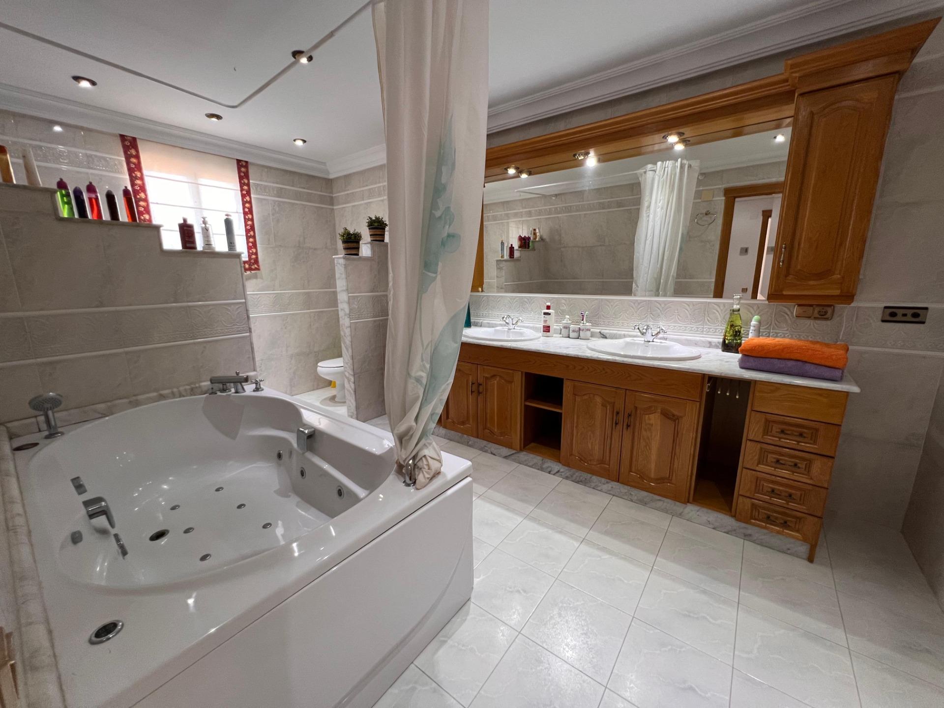 7 Bed, 5 Bath, HouseFor Sale, Callosa De Segura, Alicante