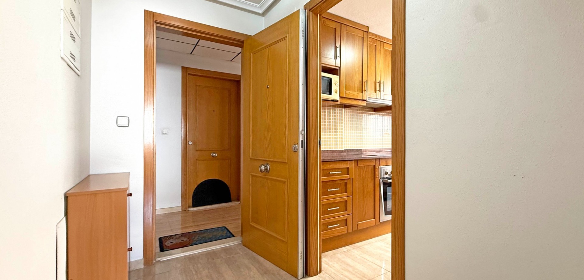 3 Bed, 2 Bath, ApartmentFor Sale, Torrevieja, Alicante