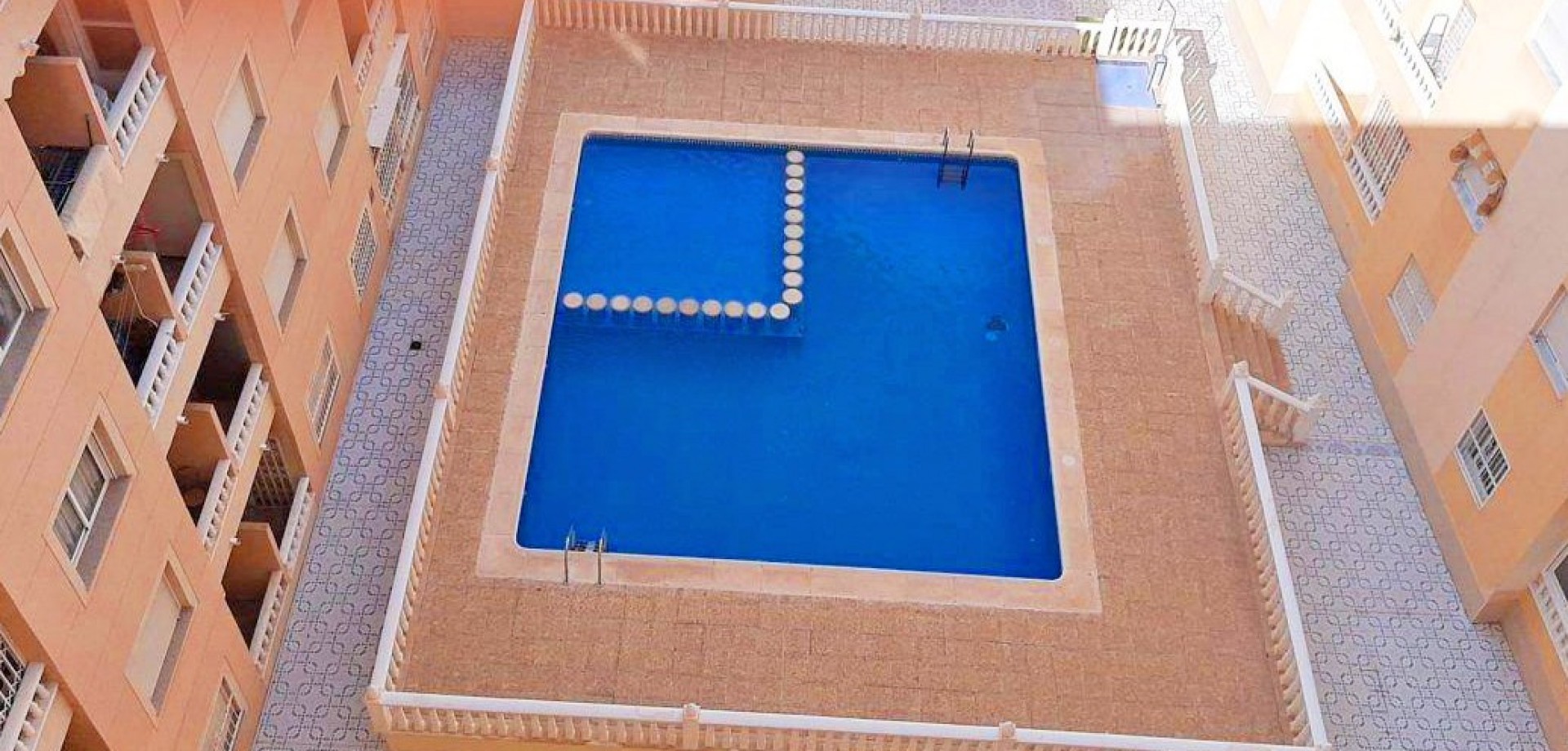2 Bed, 1 Bath, ApartmentFor Sale, Torrevieja, Alicante