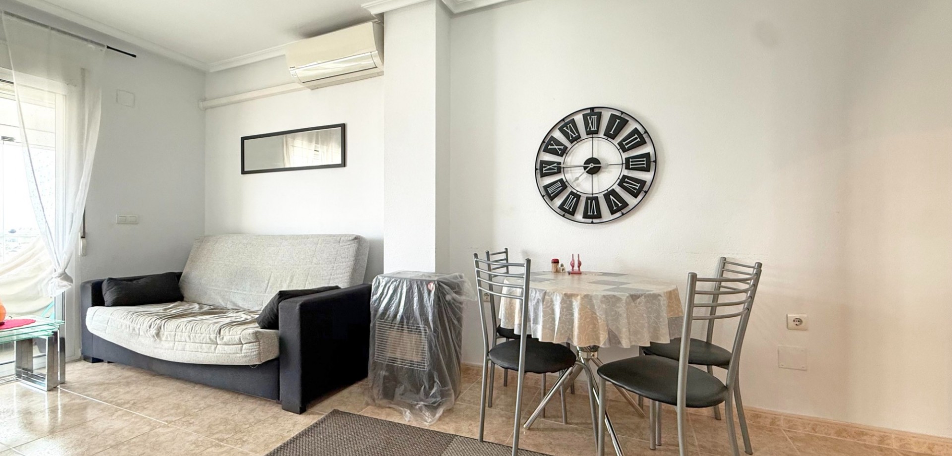 2 Bed, 1 Bath, ApartmentFor Sale, Torrevieja, Alicante