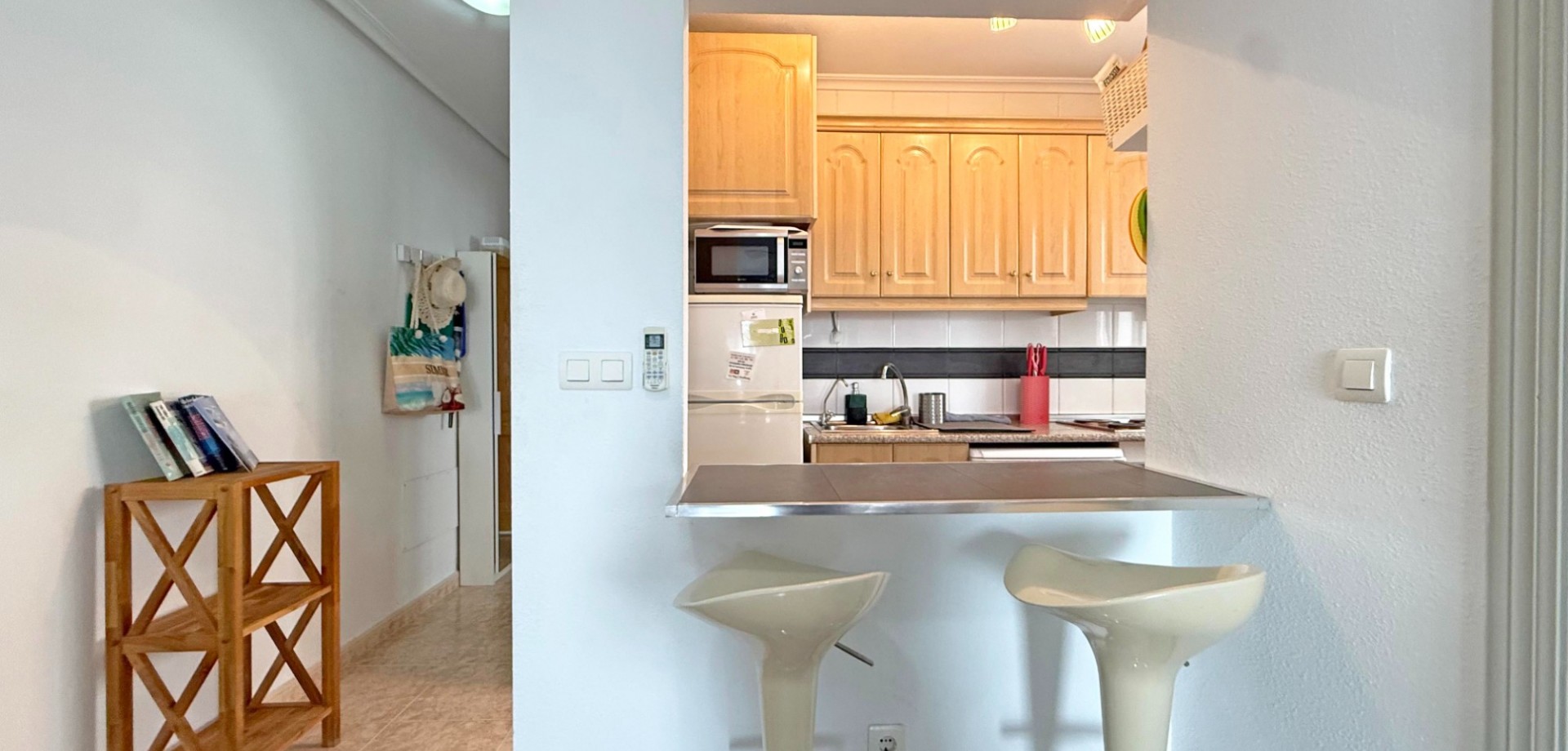 2 Bed, 1 Bath, ApartmentFor Sale, Torrevieja, Alicante