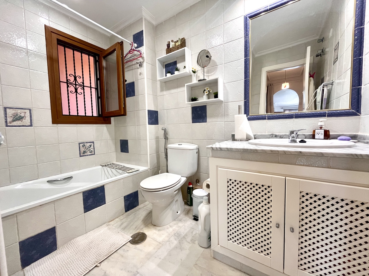 2 Bed, 2 Bath, ApartmentFor Sale, Villamartin, Alicante