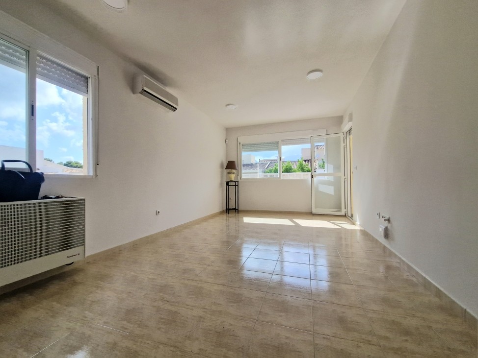 3 Bed, 2 Bath, HouseFor Sale, La Nucia, Alicante