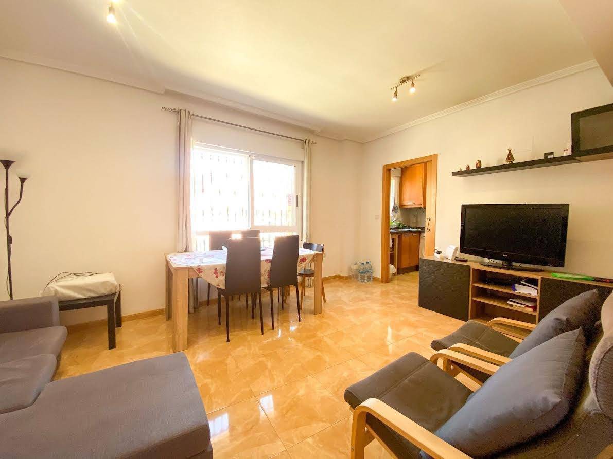 3 Bed, 2 Bath, ApartmentFor Sale, Almoradi, Alicante