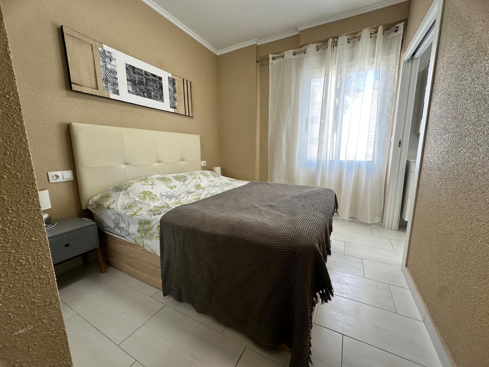 3 Bed, 2 Bath, ApartmentFor Sale, Torrevieja, Alicante