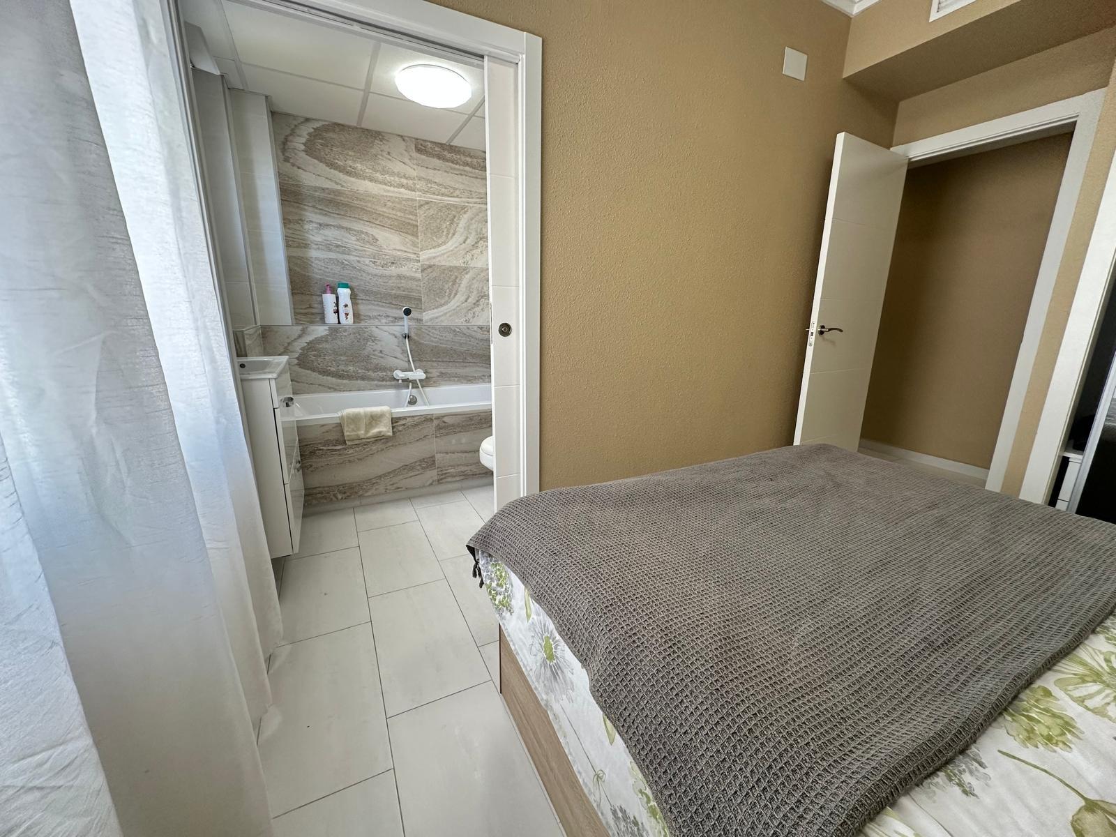 3 Bed, 2 Bath, ApartmentFor Sale, Torrevieja, Alicante