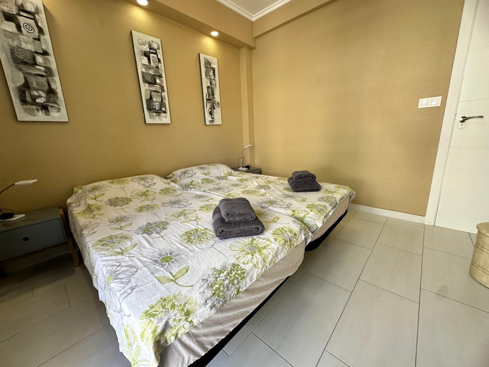 3 Bed, 2 Bath, ApartmentFor Sale, Torrevieja, Alicante