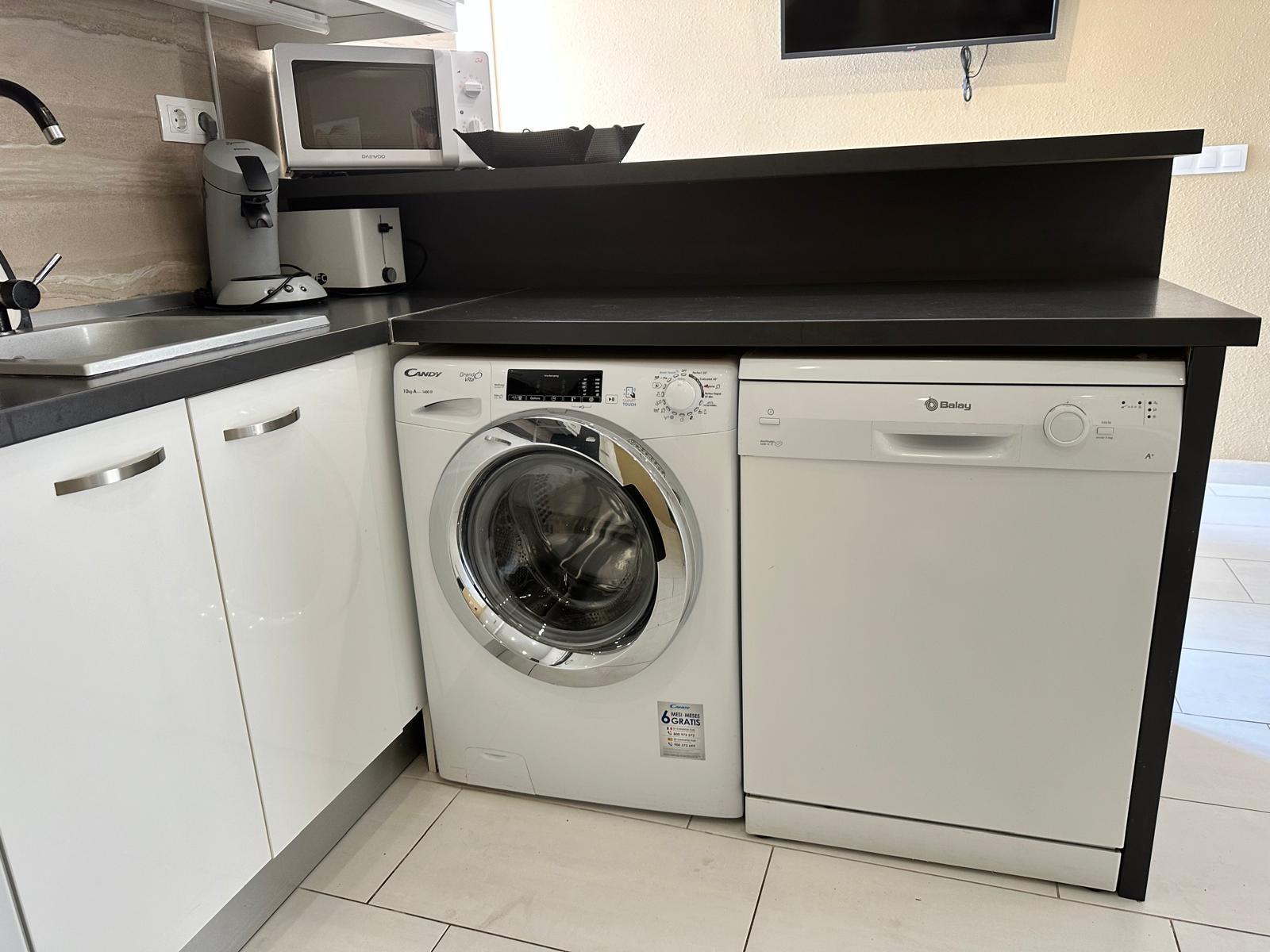 3 Bed, 2 Bath, ApartmentFor Sale, Torrevieja, Alicante