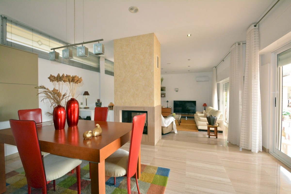 4 Bed, 3 Bath, HouseFor Sale, Almoradi, Alicante