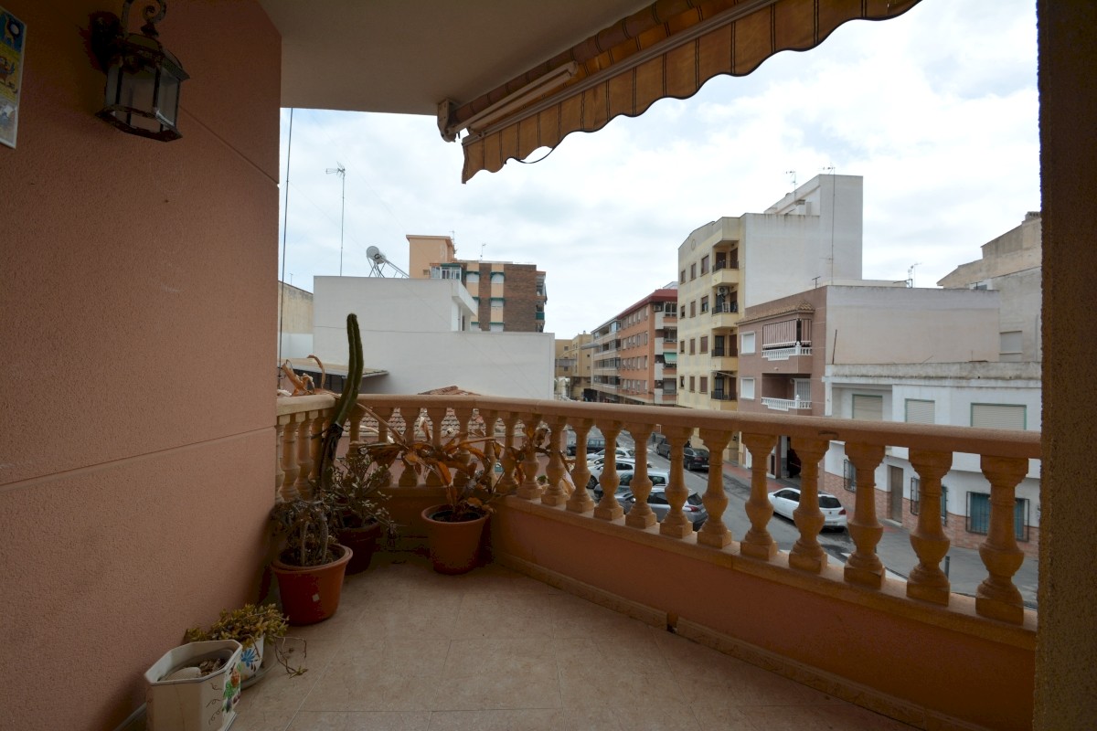 8 Bed, 4 Bath, HouseFor Sale, Guardamar Del Segura, Alicante 8 Bed, 4 Bath, HouseFor Sale, Guardamar Del Segura, Alicante