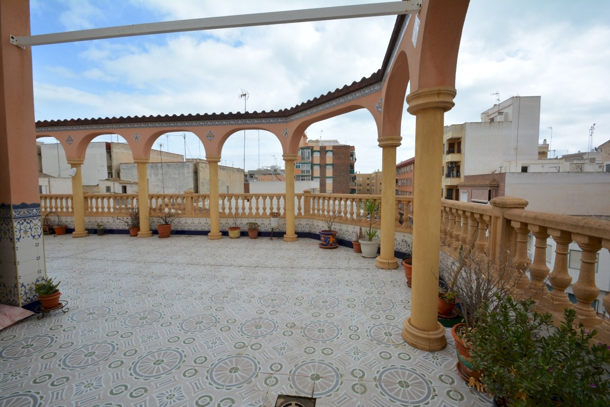 8 Bed, 4 Bath, HouseFor Sale, Guardamar Del Segura, Alicante 8 Bed, 4 Bath, HouseFor Sale, Guardamar Del Segura, Alicante