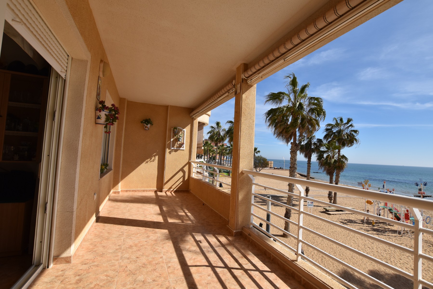 3 Bed, 2 Bath, ApartmentFor Sale, Torrevieja, Alicante 3 Bed, 2 Bath, ApartmentFor Sale, Torrevieja, Alicante