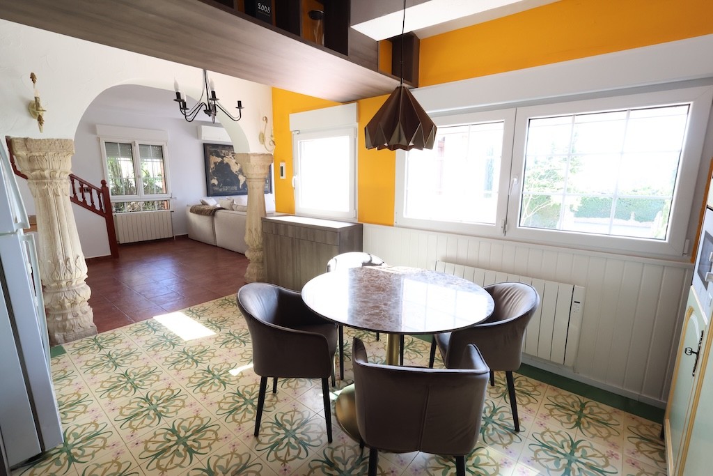 4 Bed, 3 Bath, HouseFor Sale, Villamartin, Alicante 4 Bed, 3 Bath, HouseFor Sale, Villamartin, Alicante