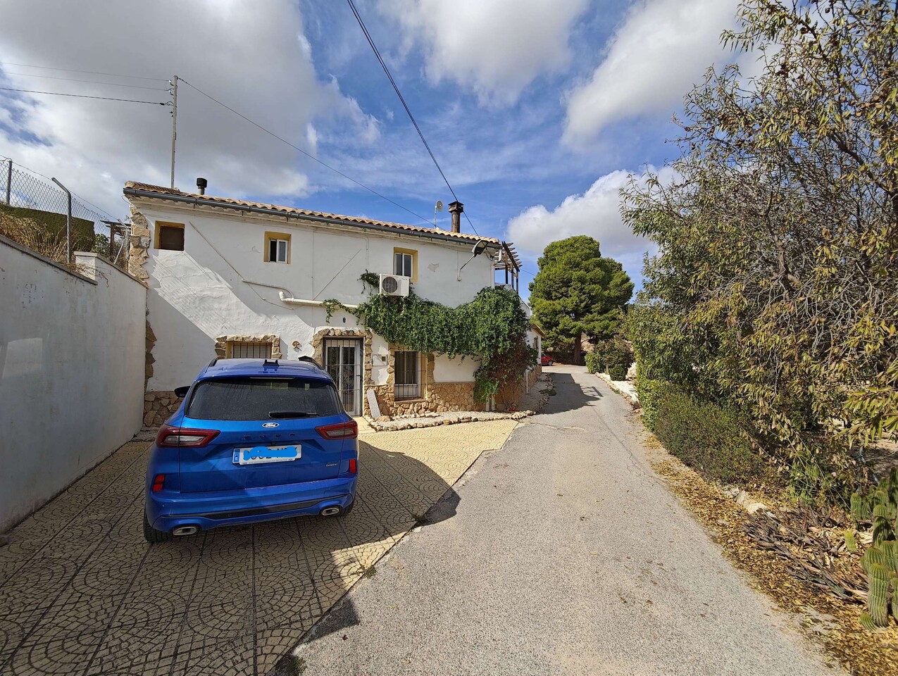 4 Bed, 2 Bath, HouseFor Sale, Raspay, Murcia