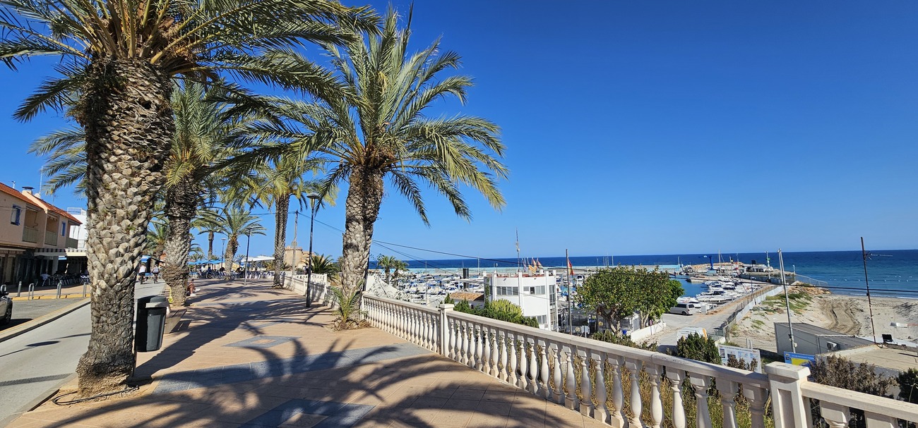 3 Bed, 1 Bath, ApartmentFor Sale, Torre De La Horadada, Alicante
