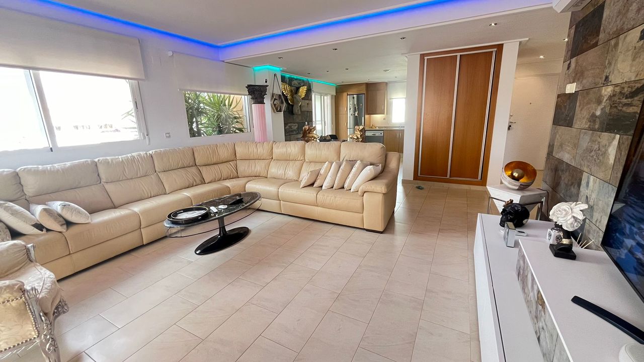 3 Bed, 2 Bath, ApartmentFor Sale, Los Dolses, Alicante