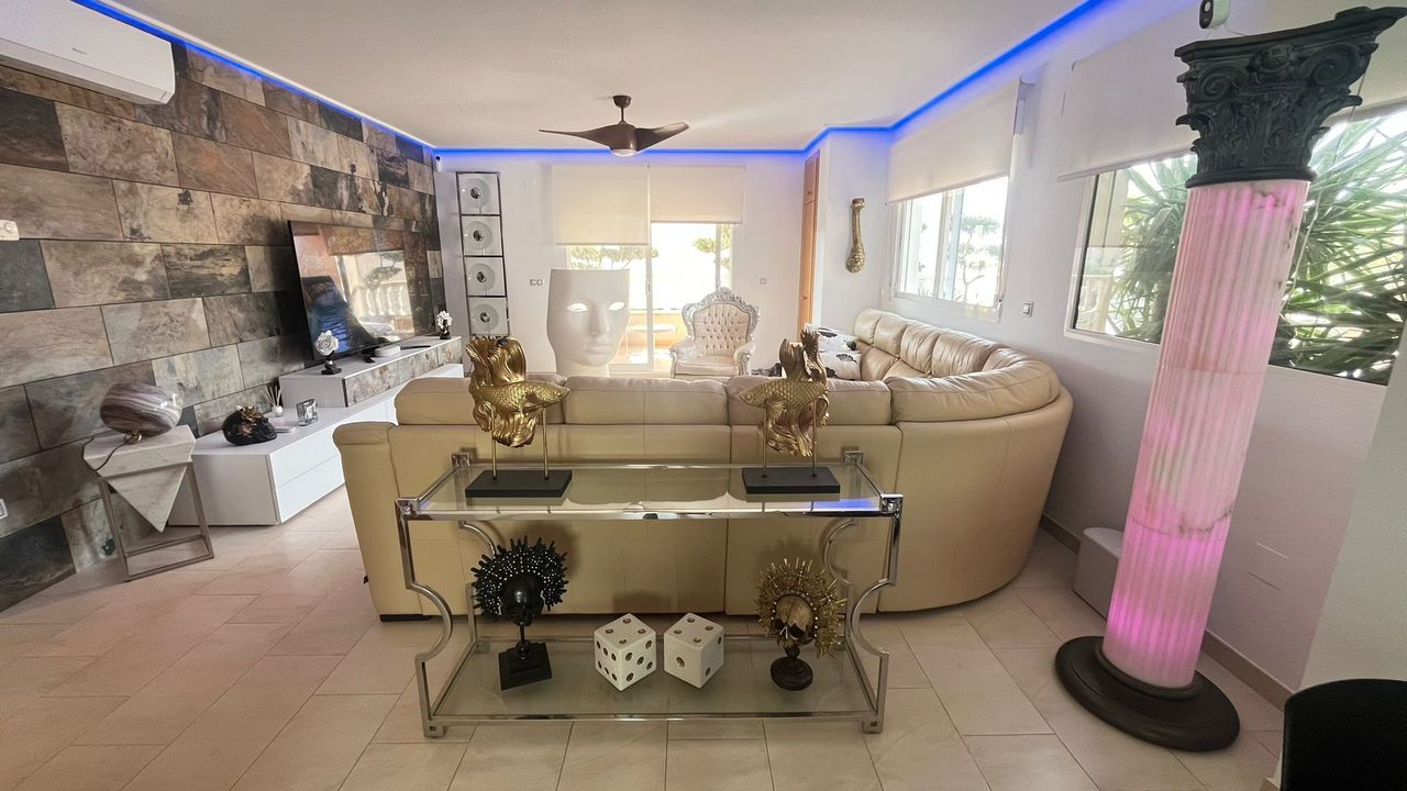 3 Bed, 2 Bath, ApartmentFor Sale, Los Dolses, Alicante