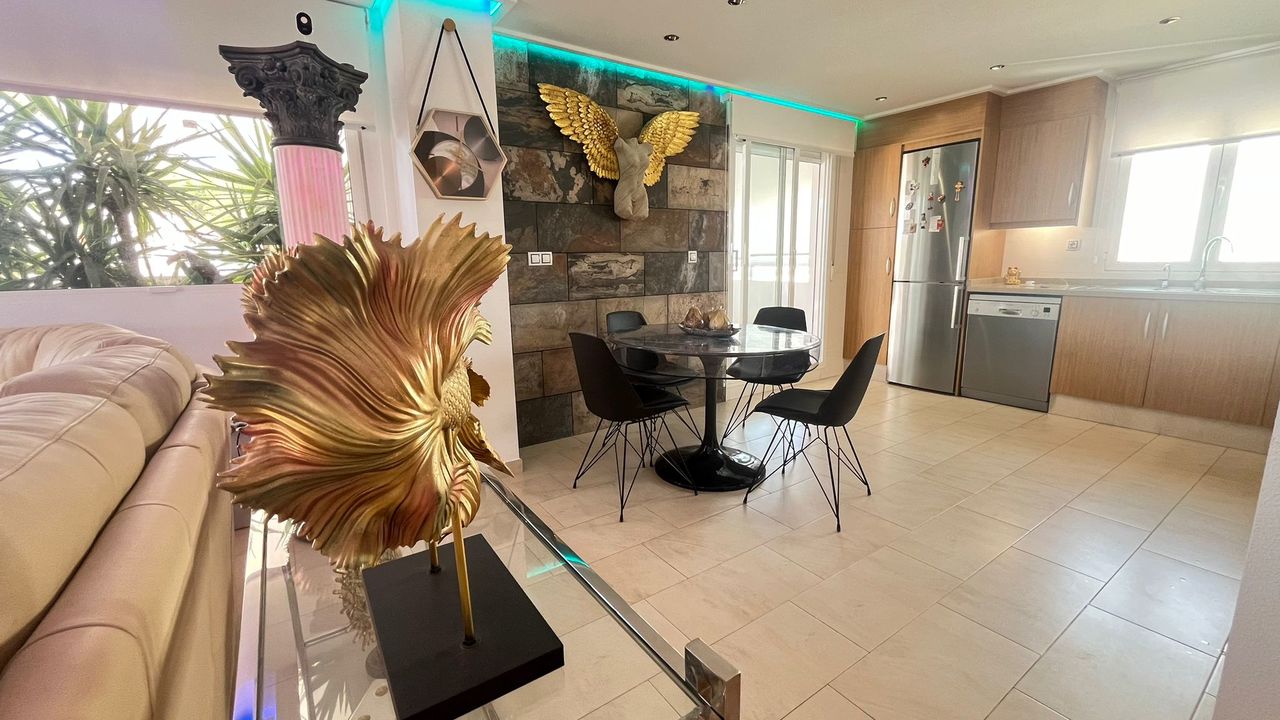 3 Bed, 2 Bath, ApartmentFor Sale, Los Dolses, Alicante