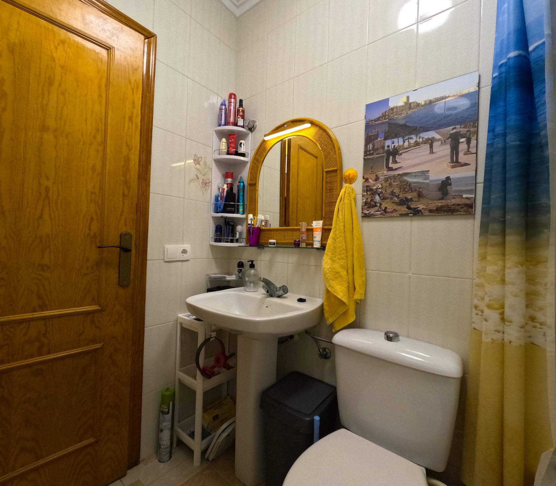 1 Bath, ApartmentFor Sale, Torrevieja, Alicante