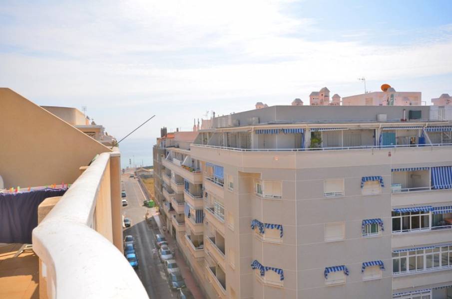 3 Bed, 1 Bath, ApartmentFor Sale, Torrevieja, Alicante