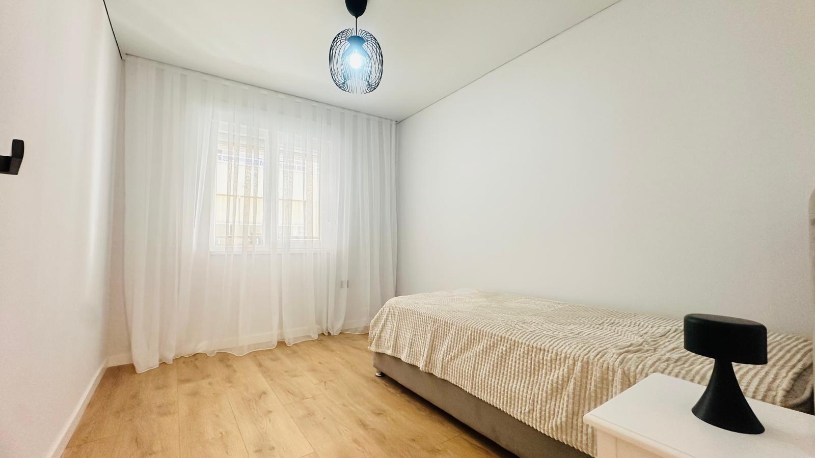 3 Bed, 1 Bath, ApartmentFor Sale, Torrevieja, Alicante