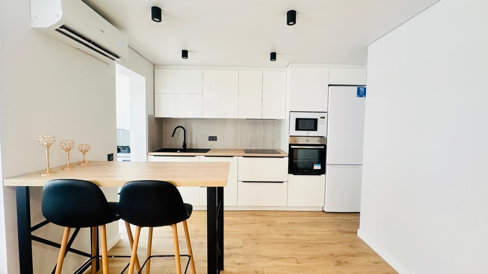 3 Bed, 1 Bath, ApartmentFor Sale, Torrevieja, Alicante