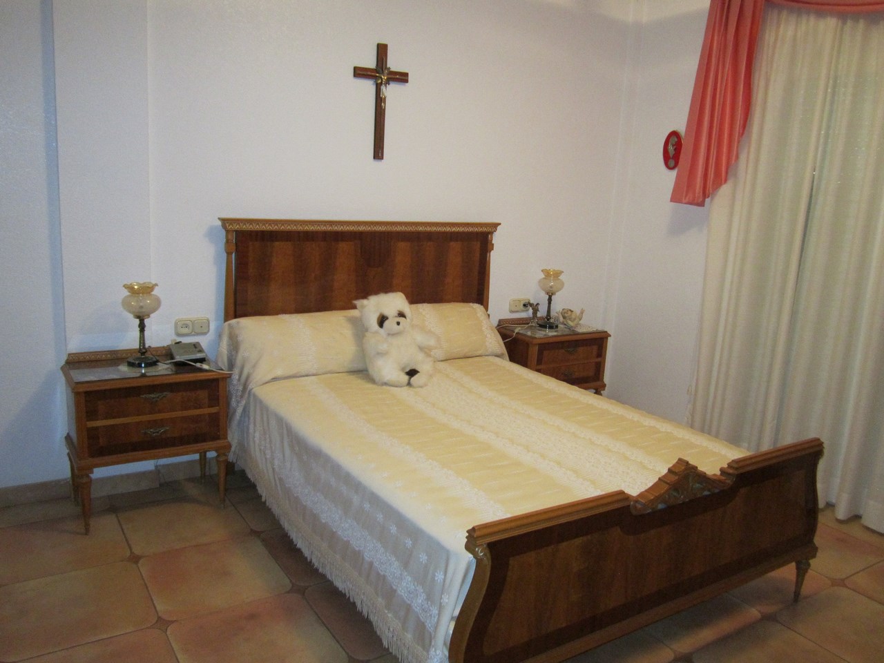 4 Bed, 2 Bath, HouseFor Sale, Yecla, Murcia