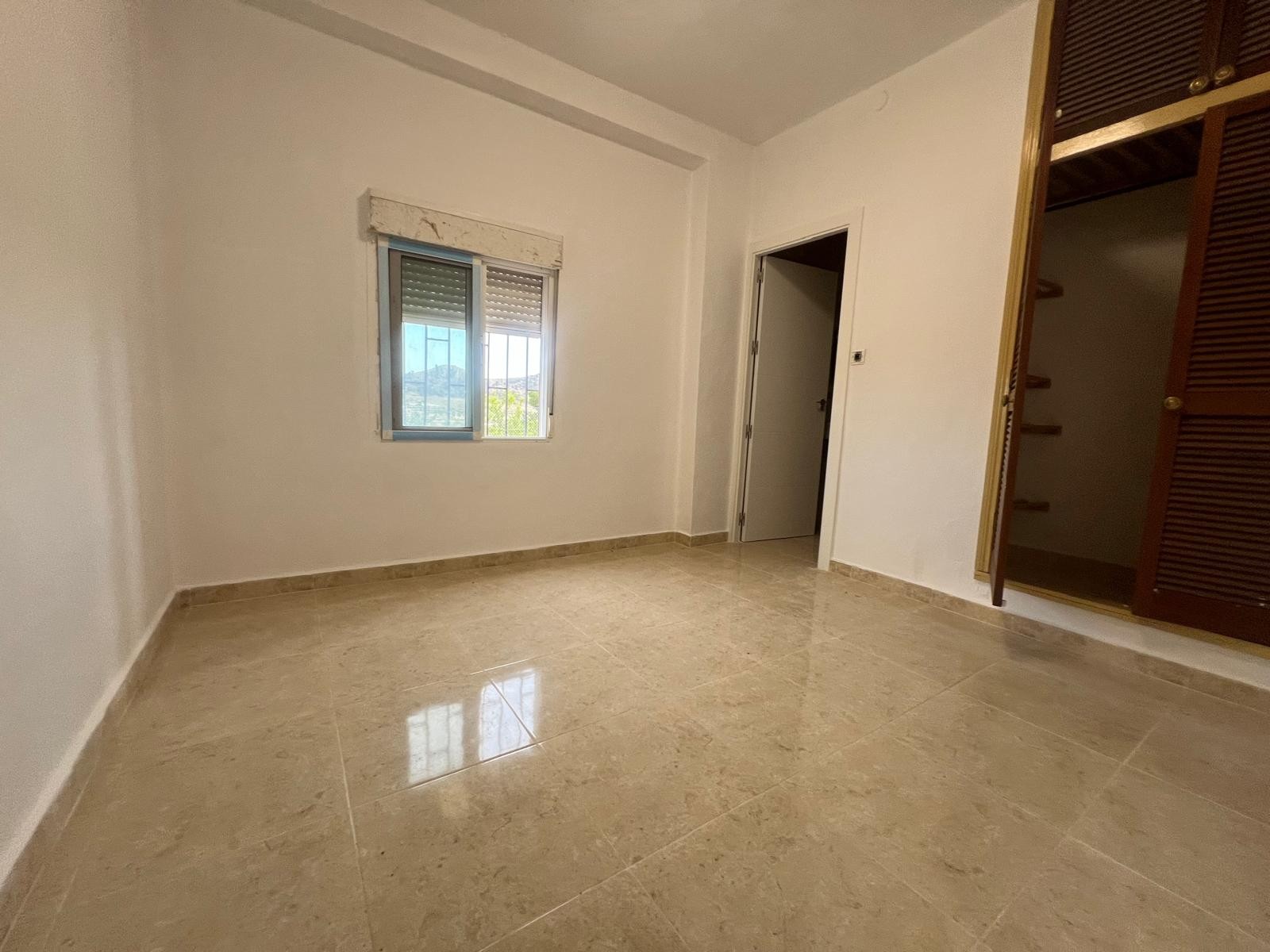 4 Bed, 2 Bath, HouseFor Sale, La Solana, Alicante