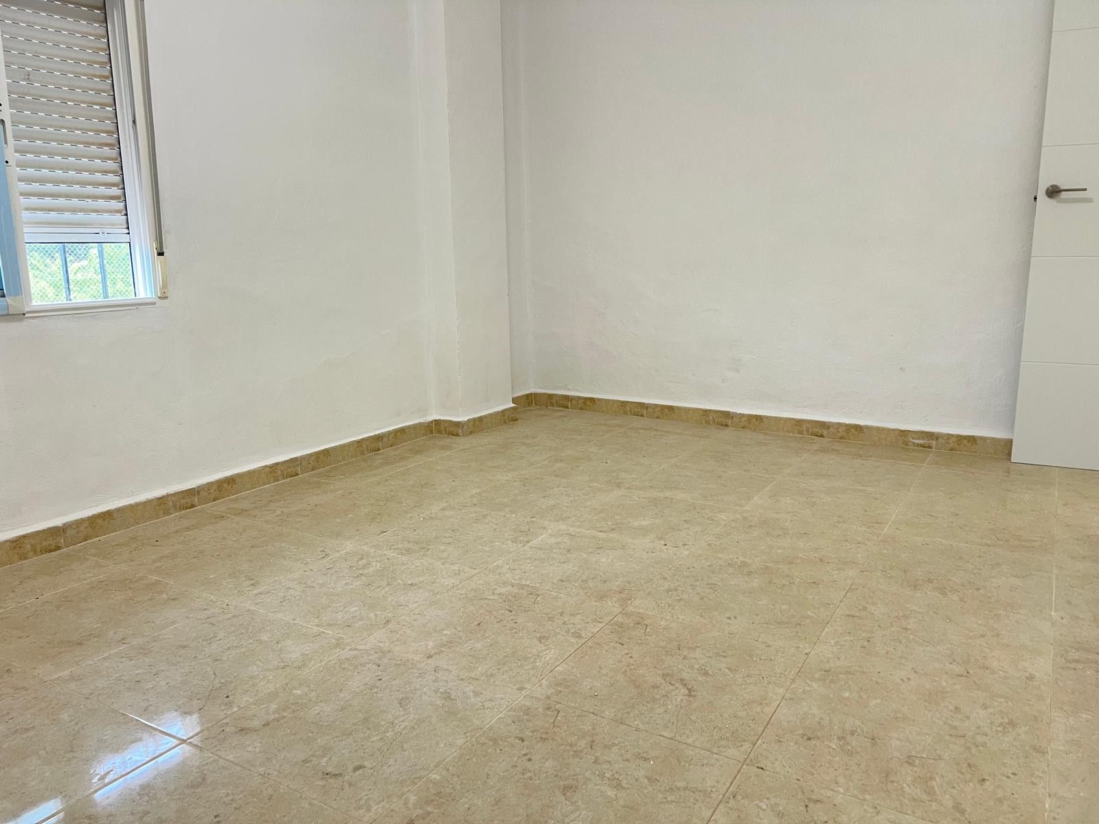 4 Bed, 2 Bath, HouseFor Sale, La Solana, Alicante