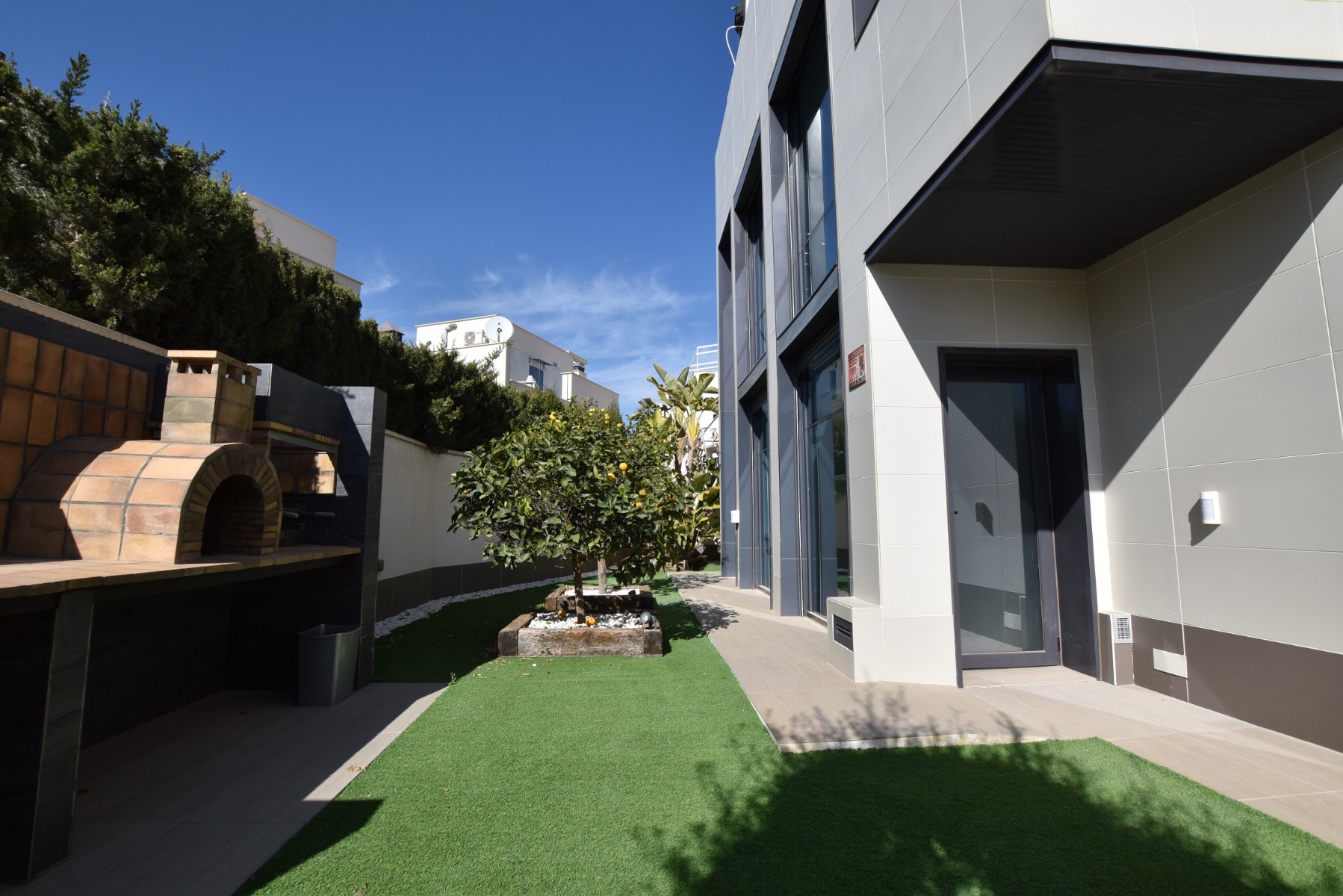 5 Bed, 3 Bath, HouseFor Sale, San Miguel de Salinas, Alicante