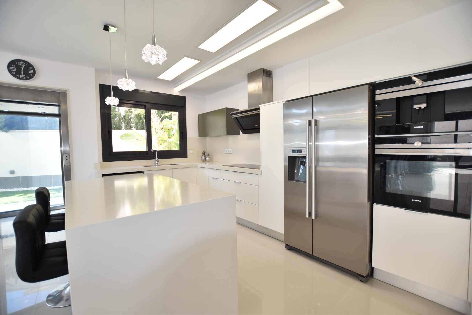 5 Bed, 3 Bath, HouseFor Sale, San Miguel de Salinas, Alicante