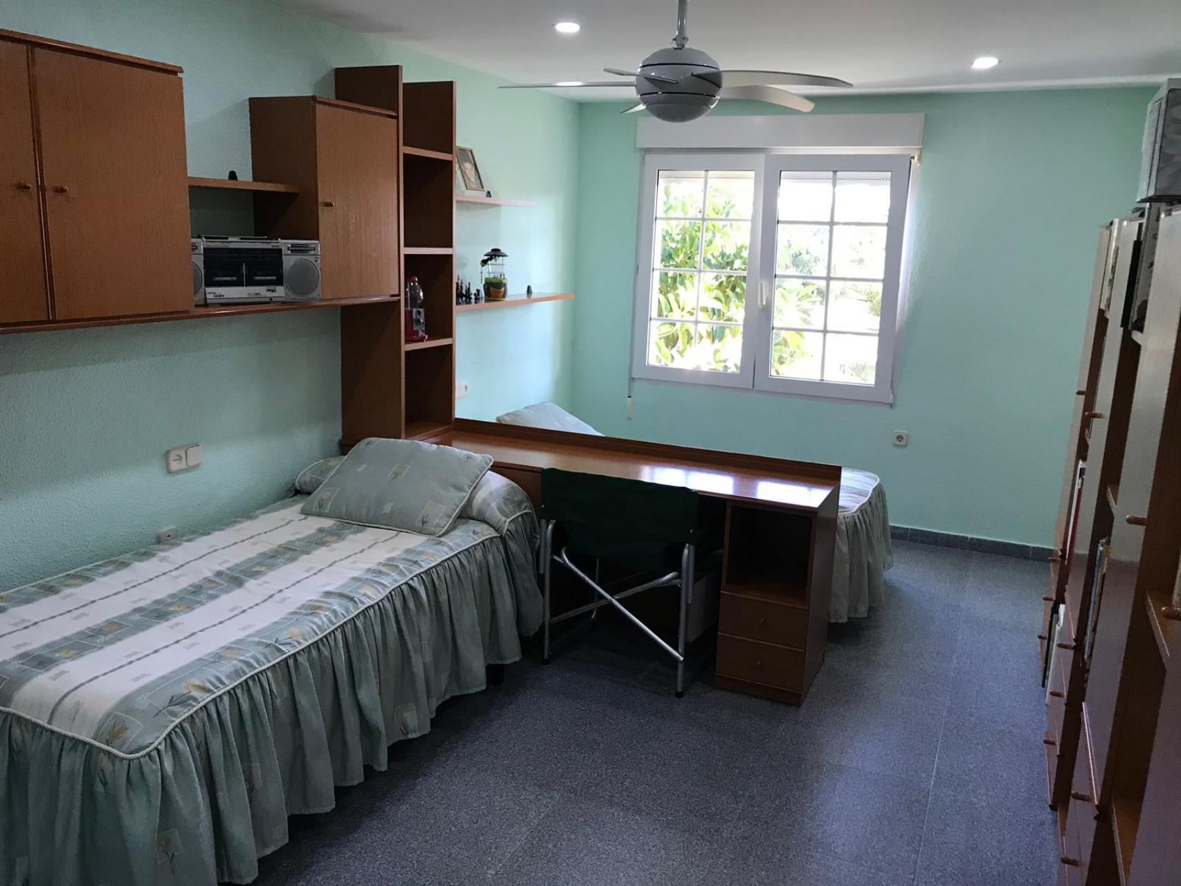 6 Bed, 3 Bath, HouseFor Sale, Orihuela Costa, Alicante