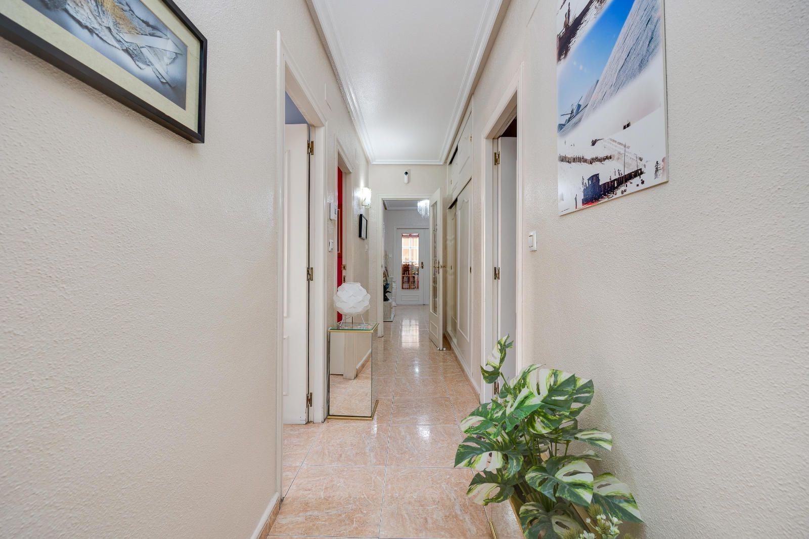 ApartmentFor Sale, Torrevieja, Alicante
