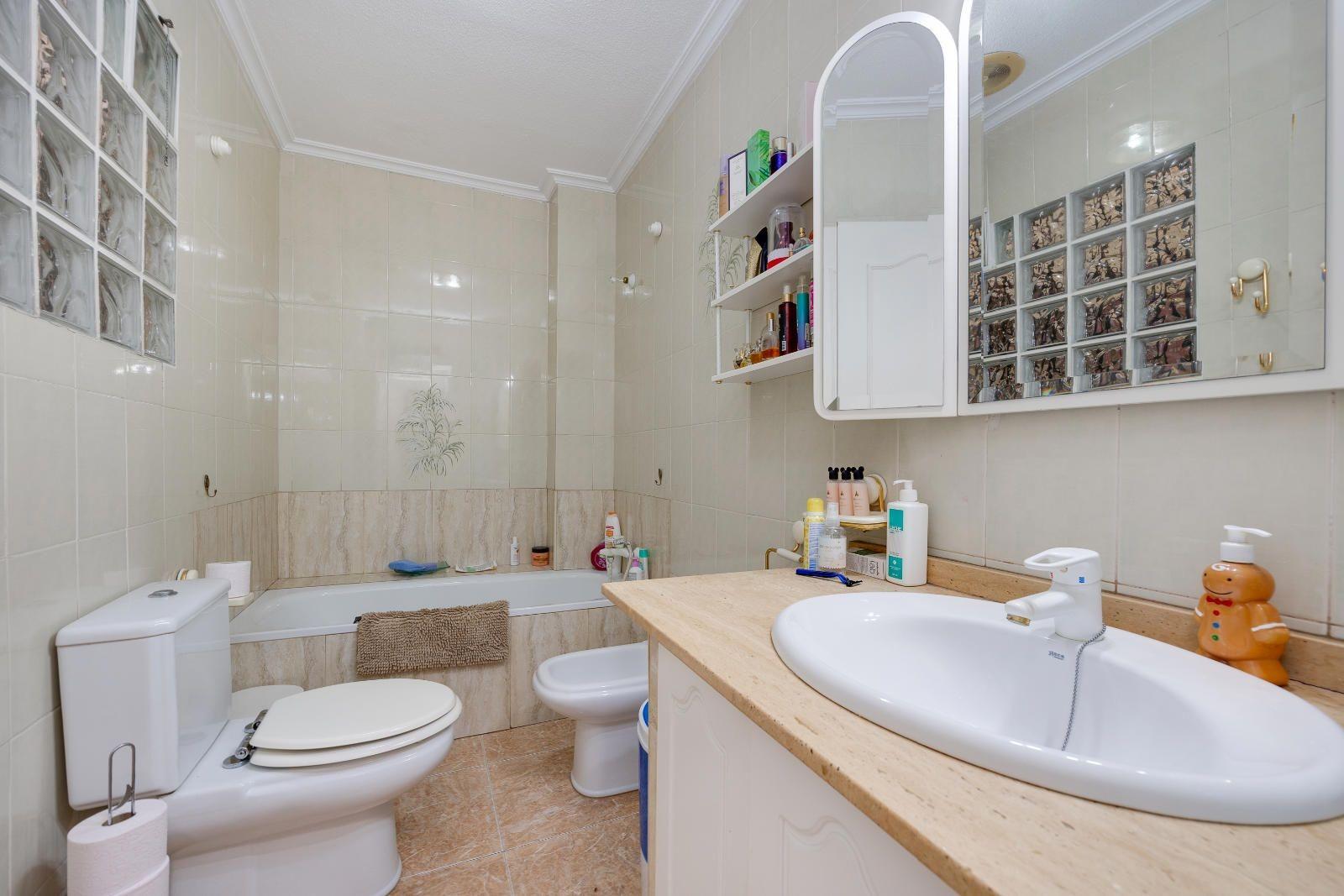 ApartmentFor Sale, Torrevieja, Alicante