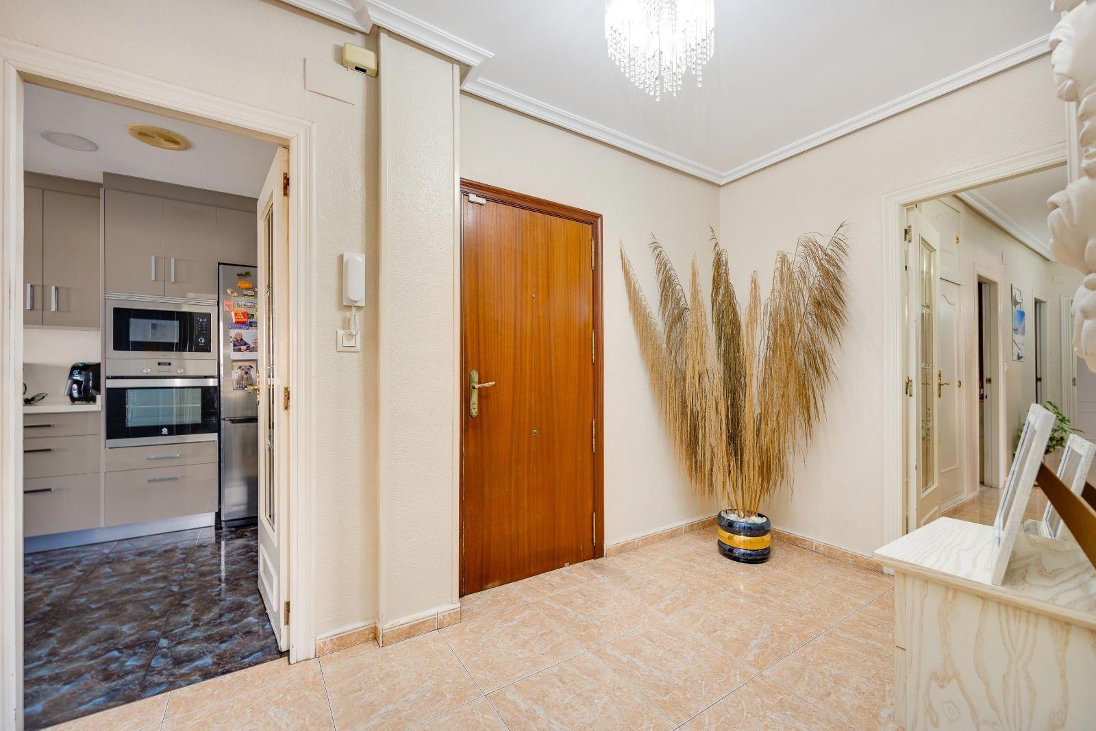 ApartmentFor Sale, Torrevieja, Alicante