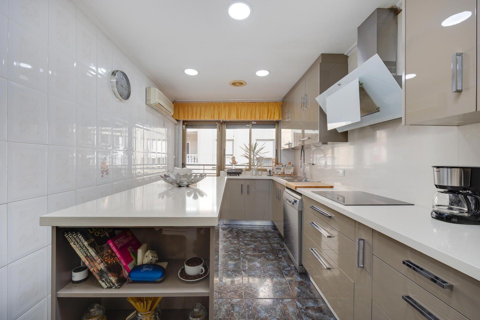 ApartmentFor Sale, Torrevieja, Alicante