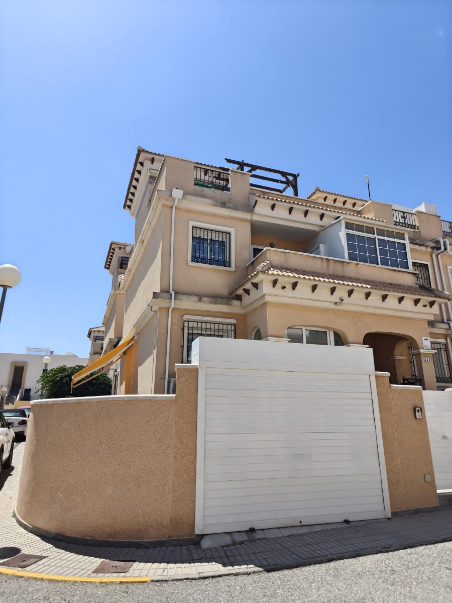 3 Bed, 2 Bath, HouseFor Sale, Orihuela Costa, Alicante 3 Bed, 2 Bath, HouseFor Sale, Orihuela Costa, Alicante