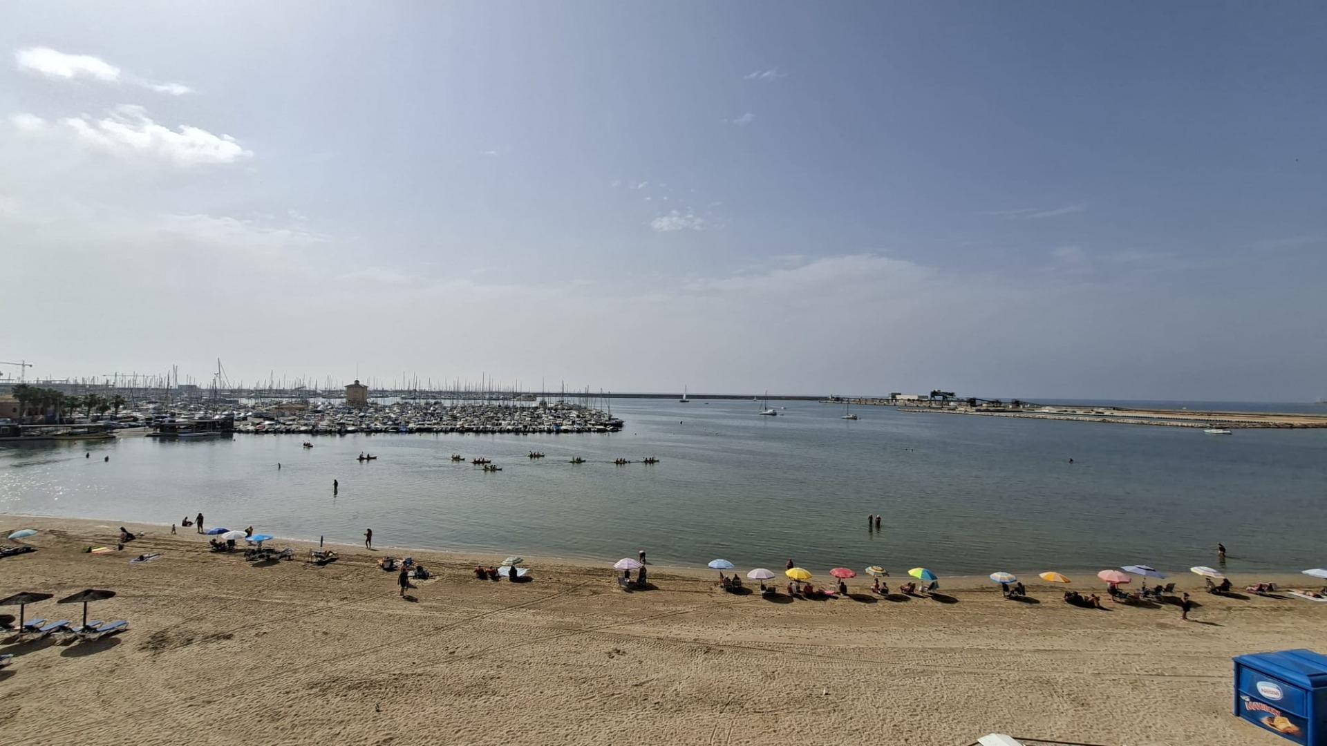 3 Bed, 2 Bath, ApartmentFor Sale, Torrevieja, Alicante