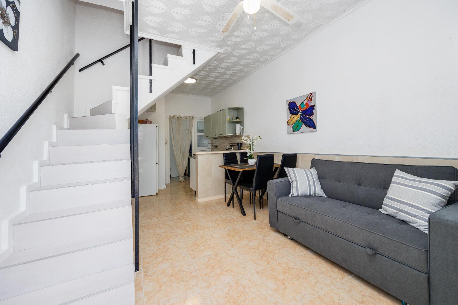 2 Bed, 2 Bath, ApartmentFor Sale, Torrevieja, Alicante 2 Bed, 2 Bath, ApartmentFor Sale, Torrevieja, Alicante