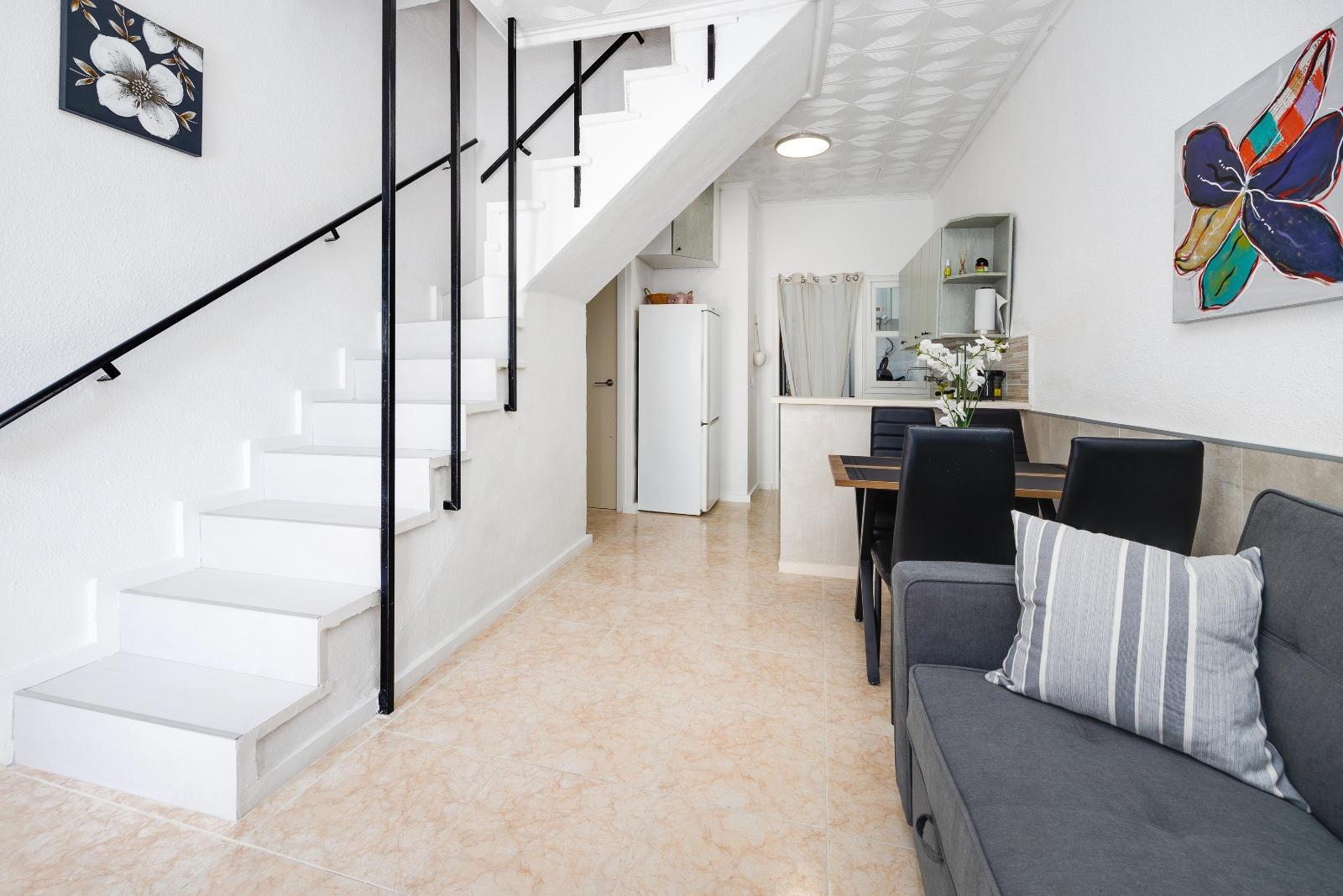 2 Bed, 2 Bath, ApartmentFor Sale, Torrevieja, Alicante 2 Bed, 2 Bath, ApartmentFor Sale, Torrevieja, Alicante