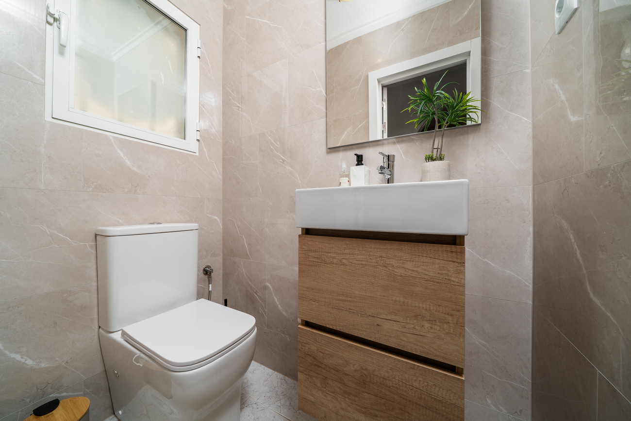 4 Bed, 2 Bath, HouseFor Sale, Orihuela Costa, Alicante