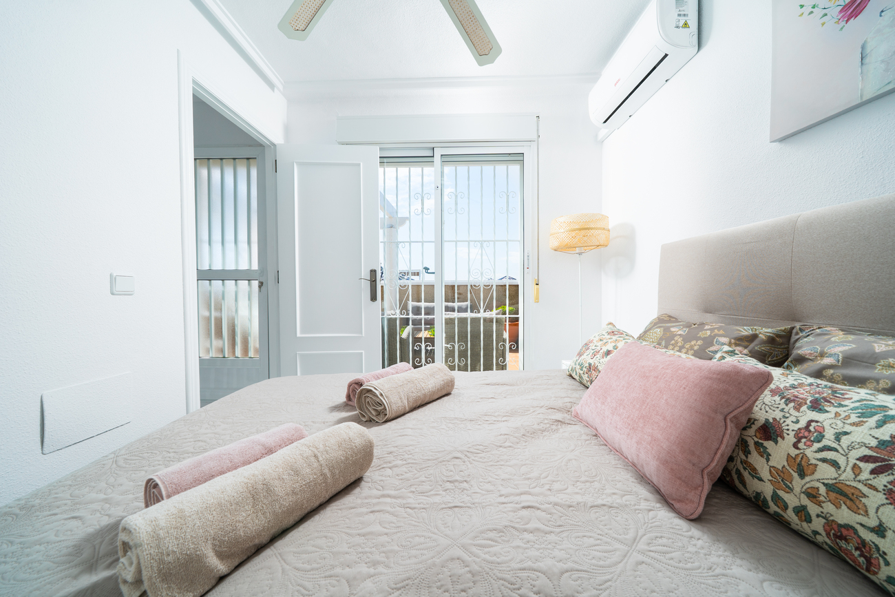 4 Bed, 2 Bath, HouseFor Sale, Orihuela Costa, Alicante