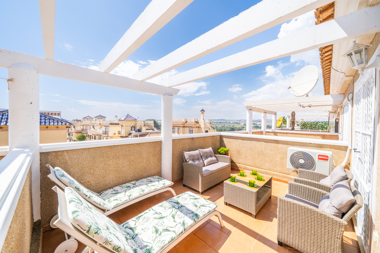 4 Bed, 2 Bath, HouseFor Sale, Orihuela Costa, Alicante