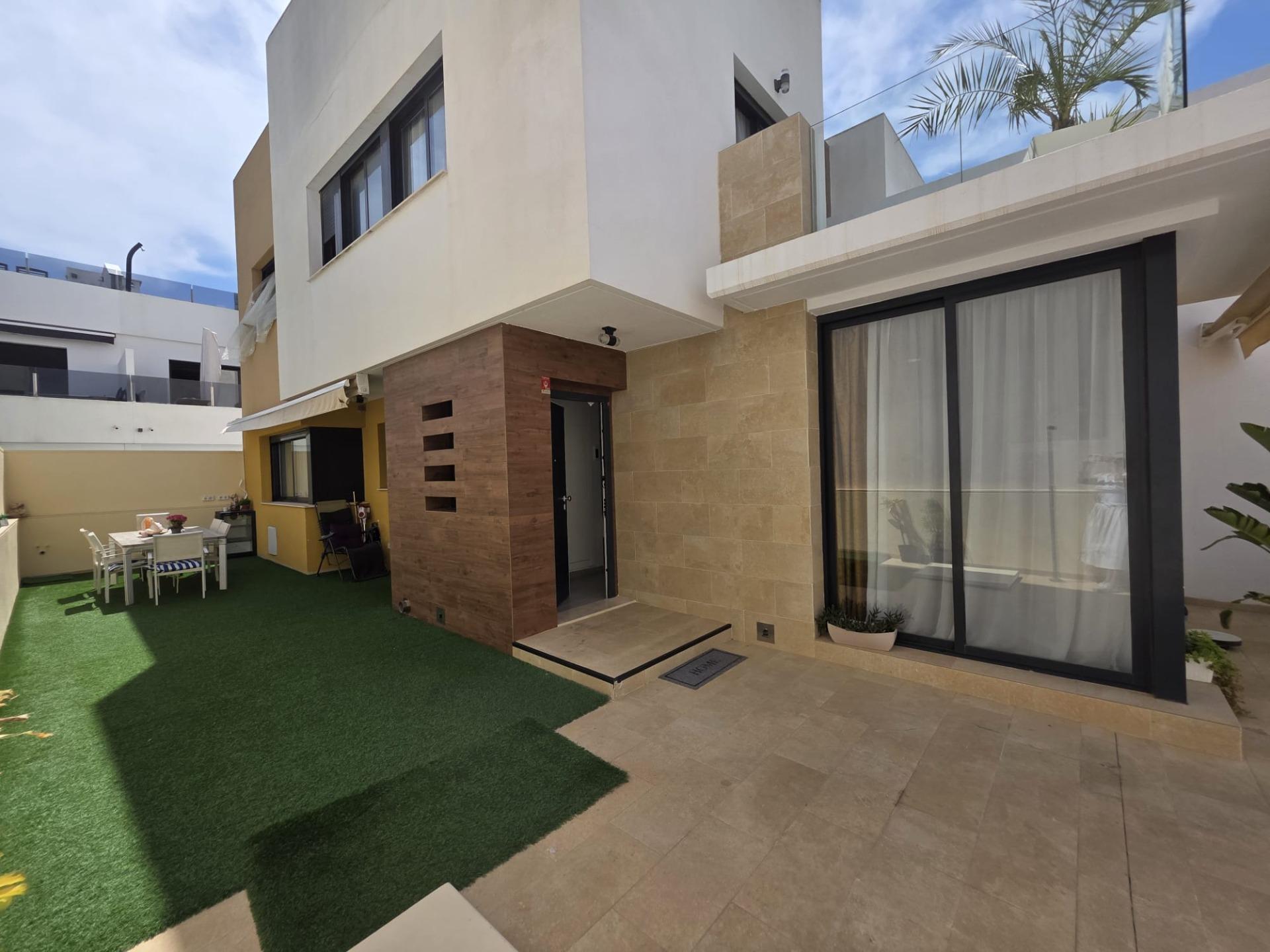 3 Bed, 2 Bath, HouseFor Sale, San Pedro Del Pinatar, Murcia